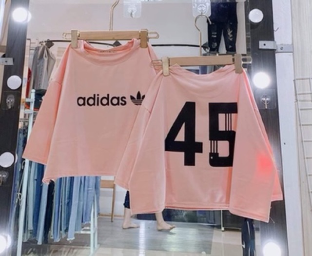 Áo croptop số 45 hai mặt TT12