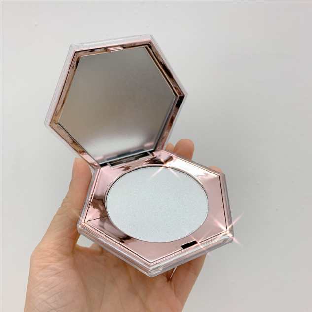 Phấn Bắt Sáng Chất Mịn Mềm Mại | BigBuy360 - bigbuy360.vn