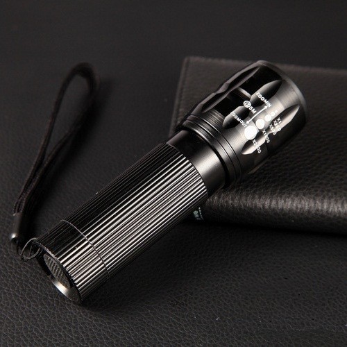 Đèn pin siêu sáng mini Zoom 3W