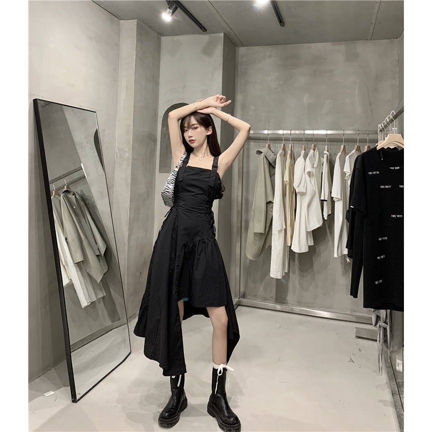 Váy hai dây tầng cực tôn dáng - Váy hai dây bản to đen Bape lệch tầng bèo có dây rút bụng chỉnh eo freesize | BigBuy360 - bigbuy360.vn