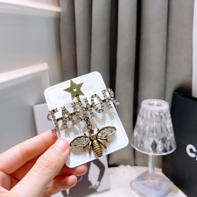 Cài áo cao cấp mẫu mới tháng 12