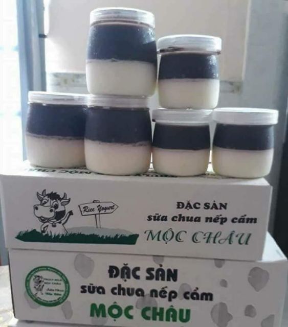 Sữa chua nếp cẩm Mộc Châu len men tự nhiên
