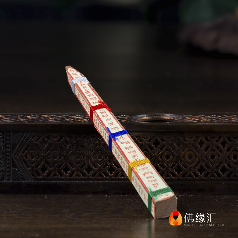 ┋✕♧Số phận của Đức Phật giáo Tây Tạng Mật tông Tượng Bảo tháp Bình đựng kho báu Ca ngợi Vật dụng Trục gỗ đàn hương Chiều dài 30 cm