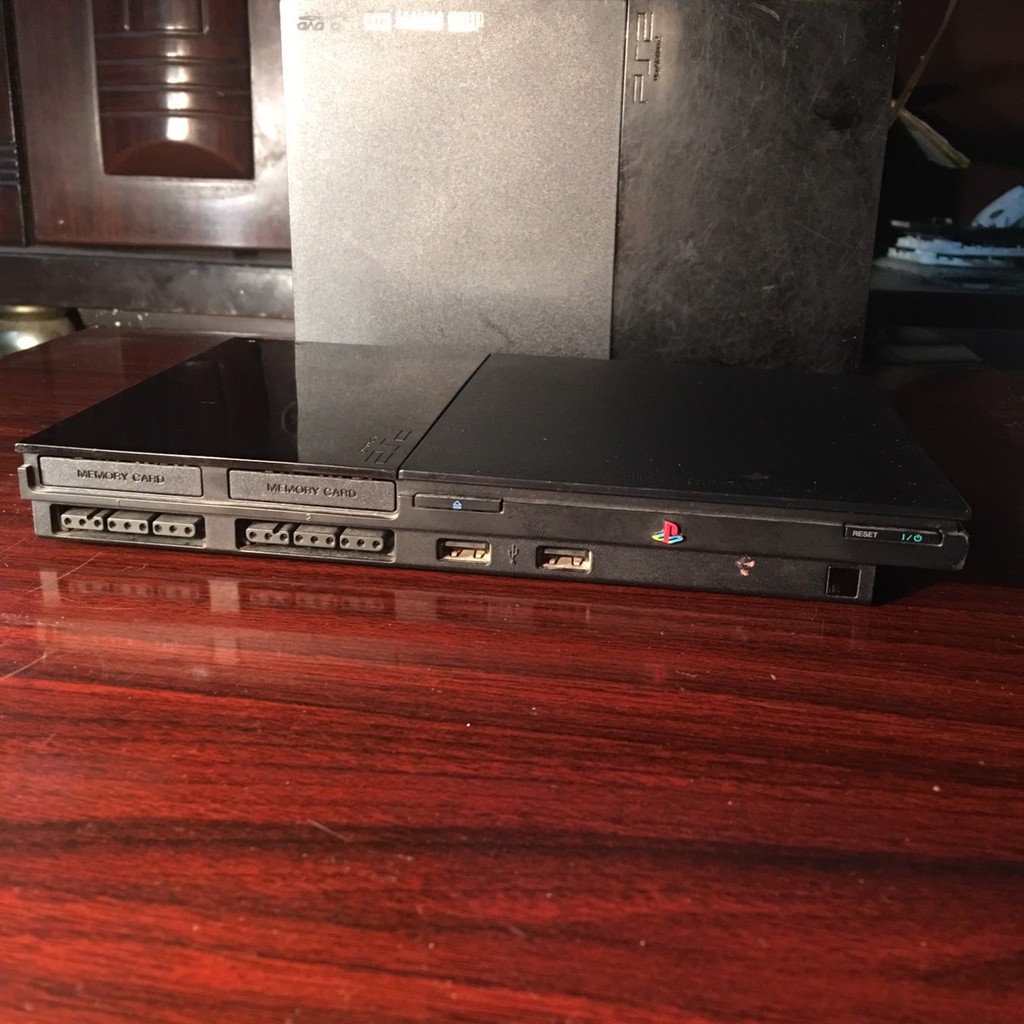 Máy PS2 hàng like new 99%