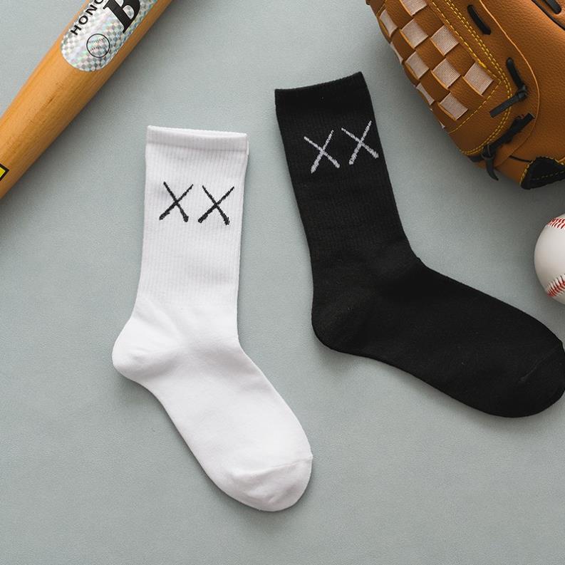 Tất Cotton Cổ Cao Màu Trơn In Chữ Xx Cho Nam Và Nữ