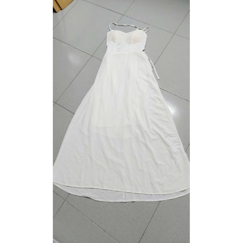 Đầm maxi trắng