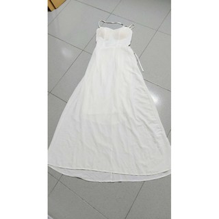 Đầm maxi trắng