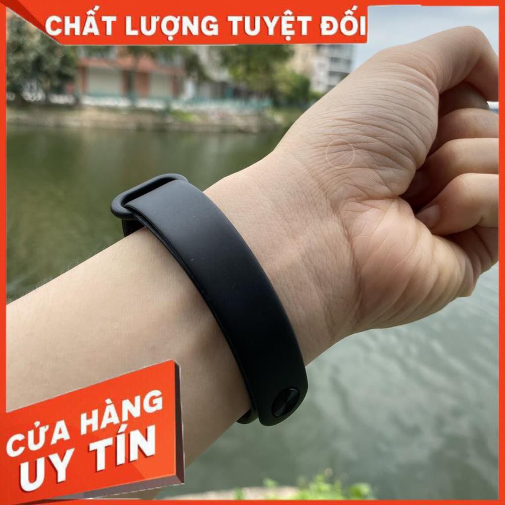 Đồng hồ thông minh M6 theo dõi sức khỏe, tập luyện thể thao, đo nhịp tim, pin trâu [BH 6 tháng]