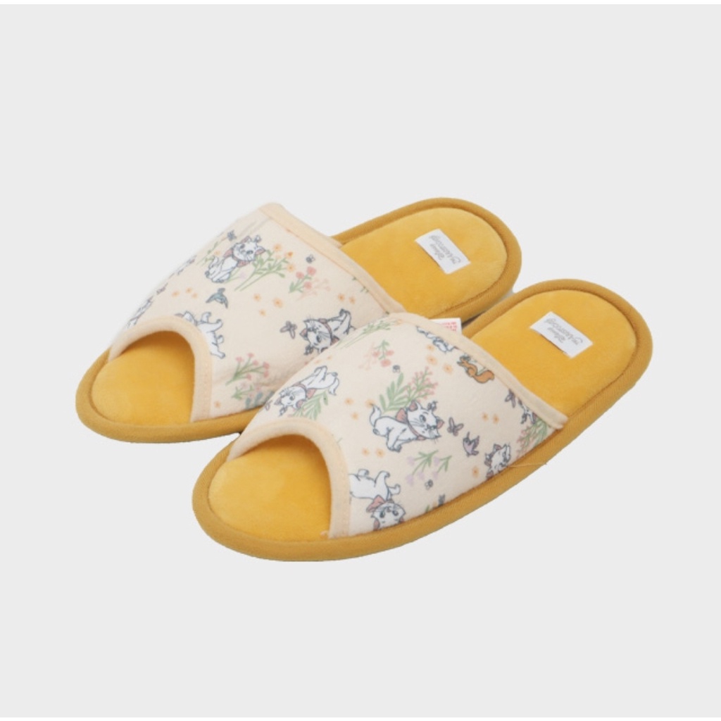 [DAISO Korea] Giày Phòng Khách Mở Marie