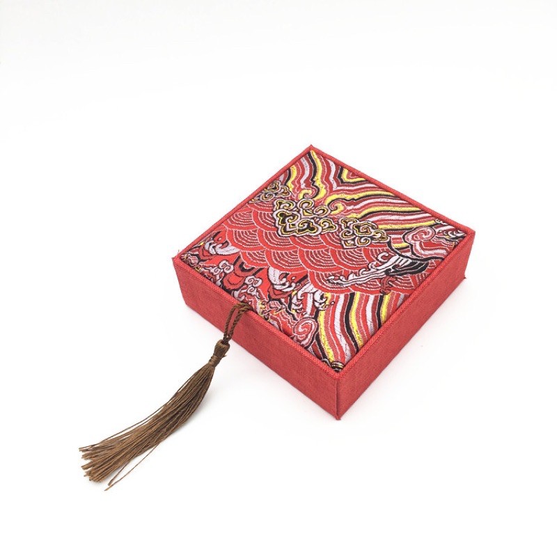 Hộp đựng vòng tay vải lụa 3D | BigBuy360 - bigbuy360.vn