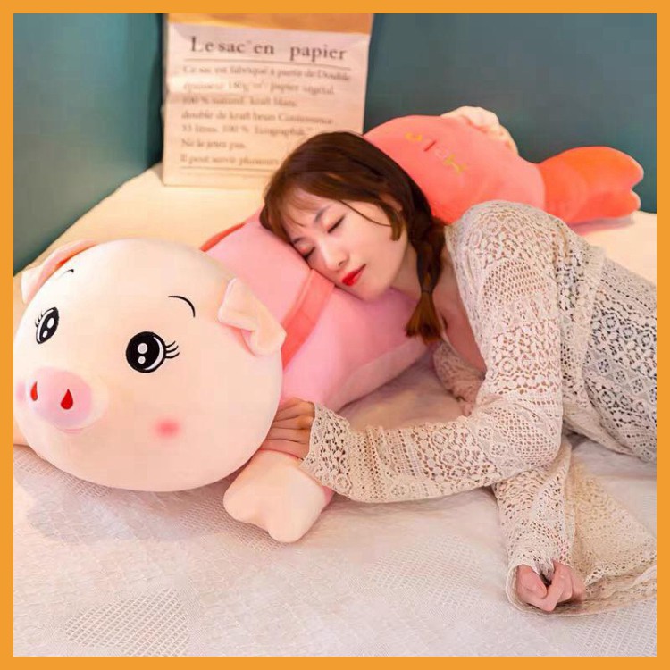 Gấu bông heo mặc yếm gối ôm heo to ôm ngủ mềm mịn kích thước 95cm 1m3