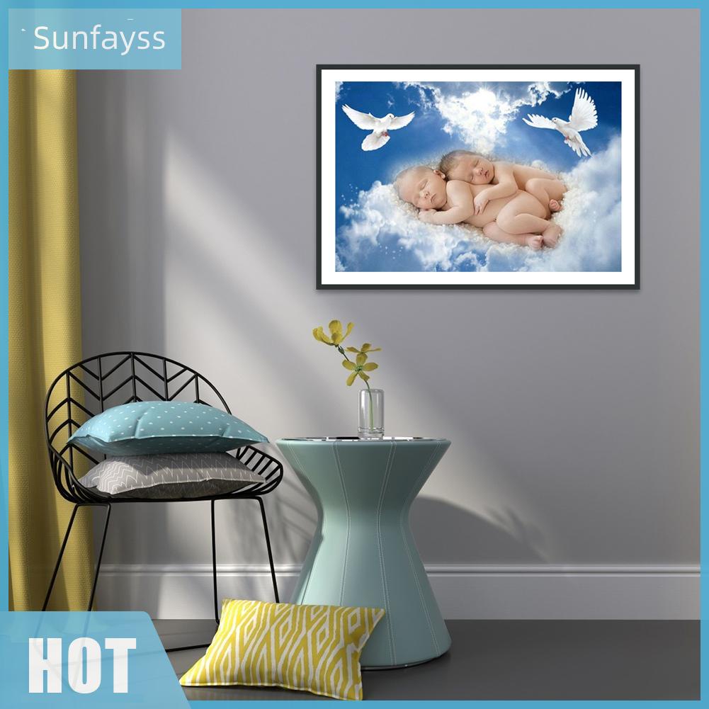 Bộ tranh đính đá 5D tự làm hình em bé dùng trang trí nhà cửa