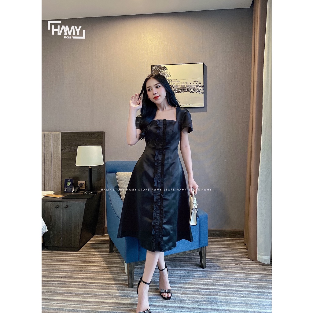 Đầm Bèo Trước Tiểu Thư