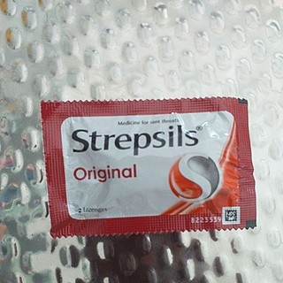 kẹo ngậm strepsils ( bịch 2 viên )
