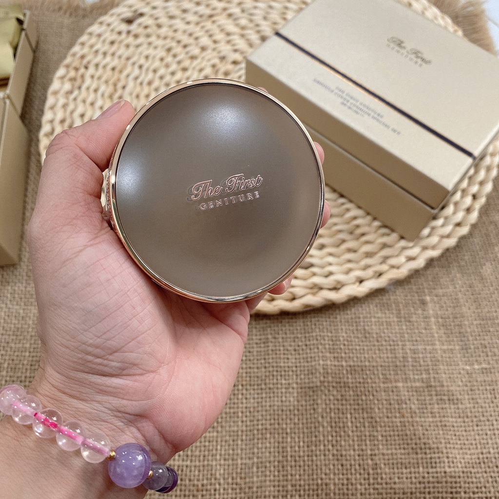 - HỘP CHÍNH PHẤN NƯỚC NỀN TÁI SINH DA CUSHION OHUI THE FIRST 15 GAM