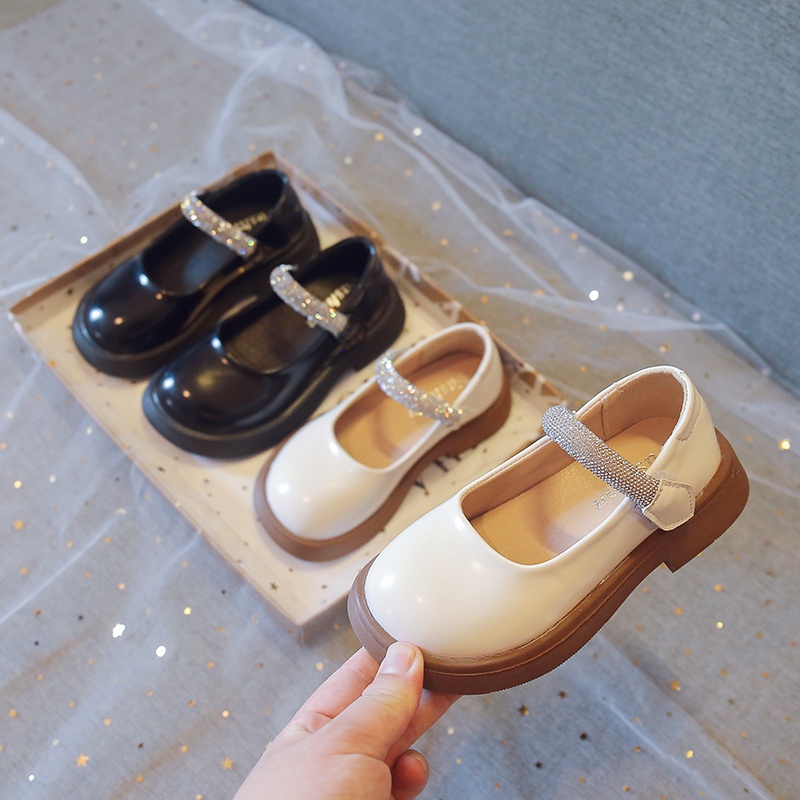 Giày búp bê bé gái, Giày cho bé gái phong cách vintage chất da mềm mịn đế êm mềm phối quai dán đính đá YNK86