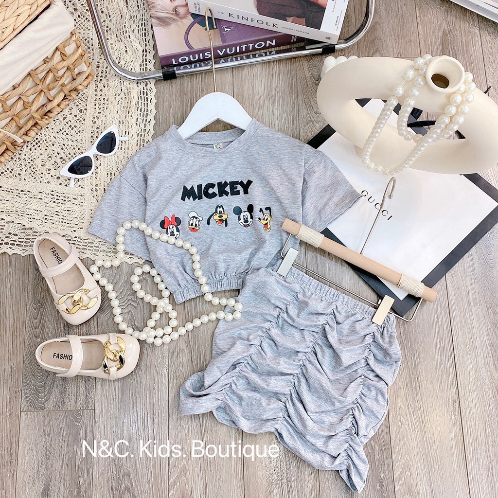 Siêu phẩm Sét áo mickey bo chun kèm chân váy rút eo cho bé gái