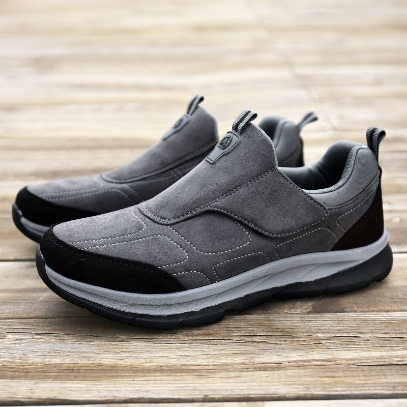 High Quality Anti-Slip Mountain Sneakers For Men