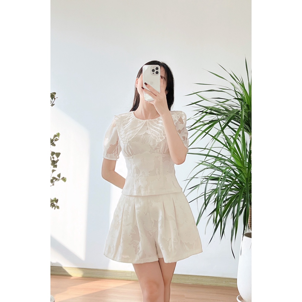 Room22 Set organza kem, lót lụa, tôn dáng - B146