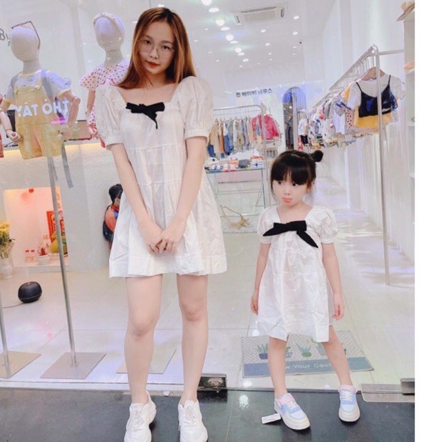 váy đôi mẹ con