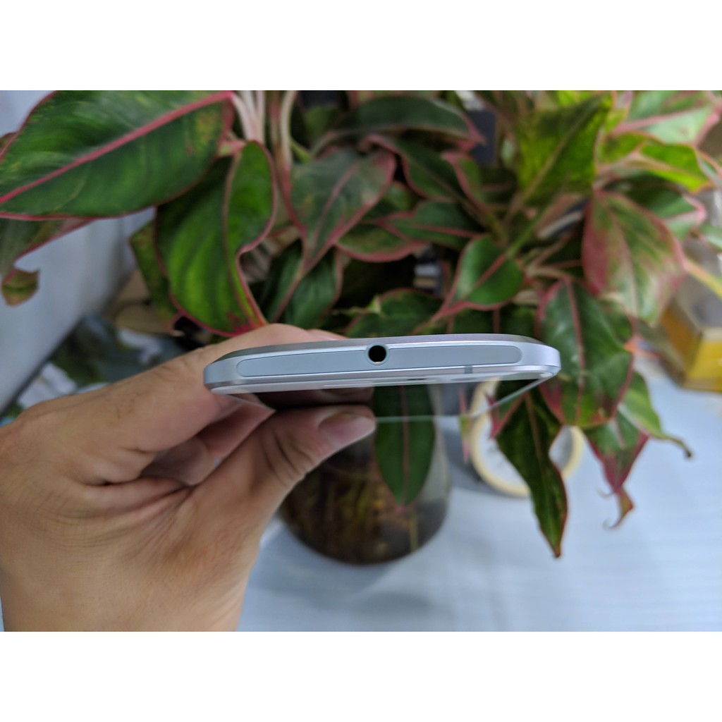 Điện thoại HTC 10,ram4/32,chipS820,LCD,5",HD(2K) | BigBuy360 - bigbuy360.vn