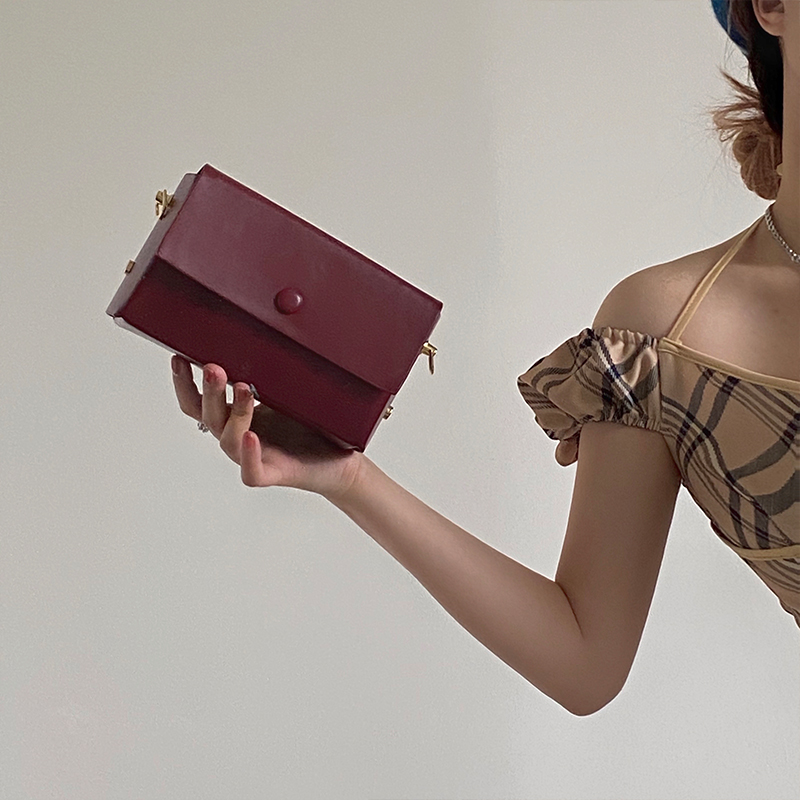 Túi Xách Nữ Kiểu Dáng Retro Thời Trang Cá Tính