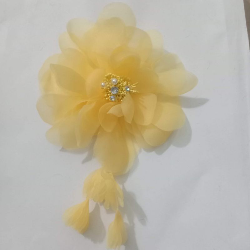 Hoa Cài Áo Cỡ Lớn Cao Cấp Có Ghim Cài Sẵn