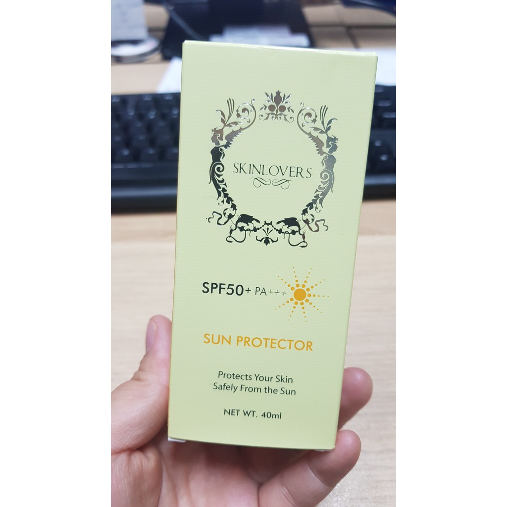 Kem chống nắng nâng tone không tan trong nước Skinlovers SPF50+/PA+++