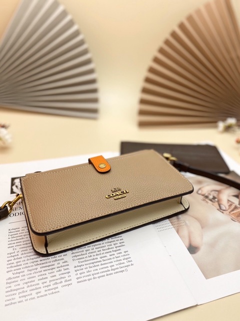 TÚI COACH CLUTCH NOA POP-UP 31864