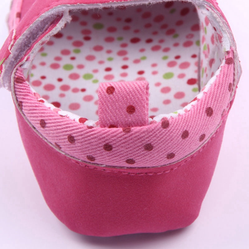 Giày tập đi họa tiết chuột Minnie cho trẻ sơ sinh