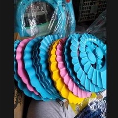 Mũ chụp có bịch tai gội đầu tắm cho bé - mũ tắm có tai bịch cho bé.