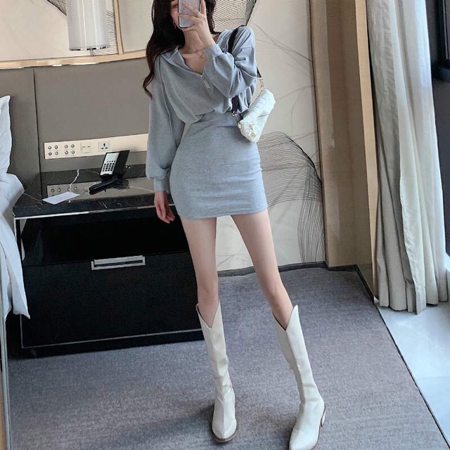 Váy liền áo có mũ