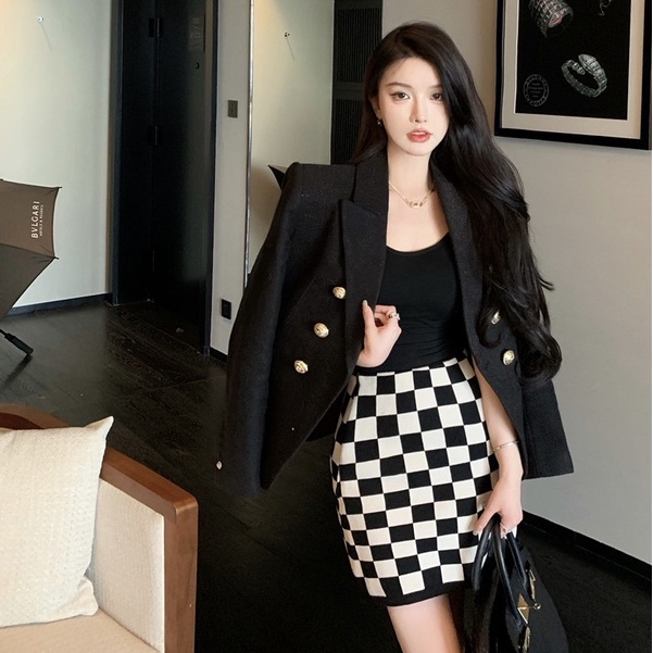 Chân váy dệt kim lưng cao dáng chữ A họa tiết kẻ caro đen trắng thời trang Hàn Quốc