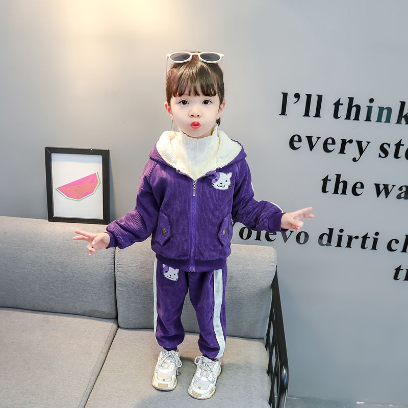 Bộ nỉ cho bé gái siêu ấm