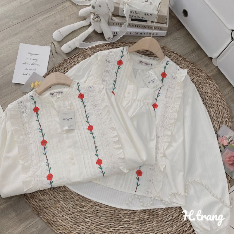 Sơ mi viền ren thêu hoa siêu xinh