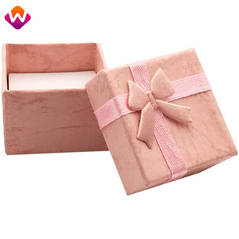 Set 5 Hộp Đựng Trang Sức Hình Vuông 4*4cm Có Đính Nơ