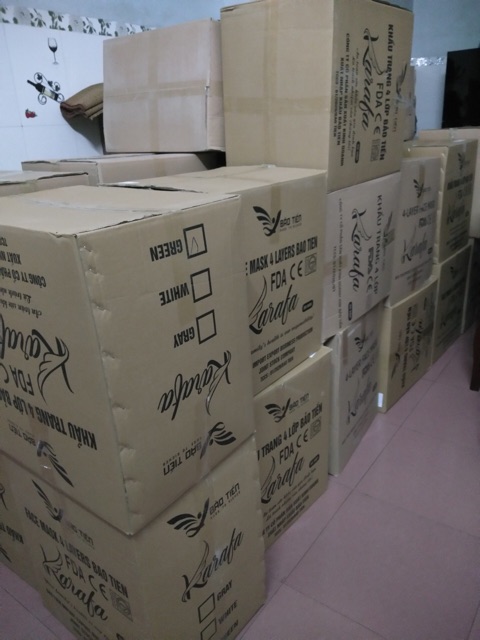 [ Hàng mẫu ] Khẩu trang KARAFA chính hãng 4 lớp khoáng khuẩn, logo rõ ràng 1k/1c | BigBuy360 - bigbuy360.vn