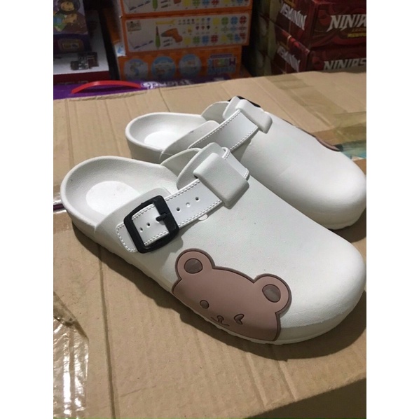 Sục gấu nhựa Kute( có quà tặng)