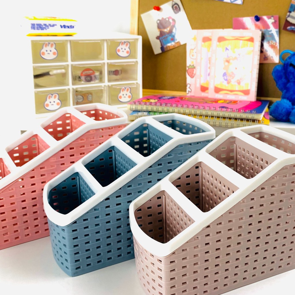 Kệ đựng bút 4 ngăn,hộp bút để đồ tiện ích đồ trang điểm cọ mĩ phẩm K5