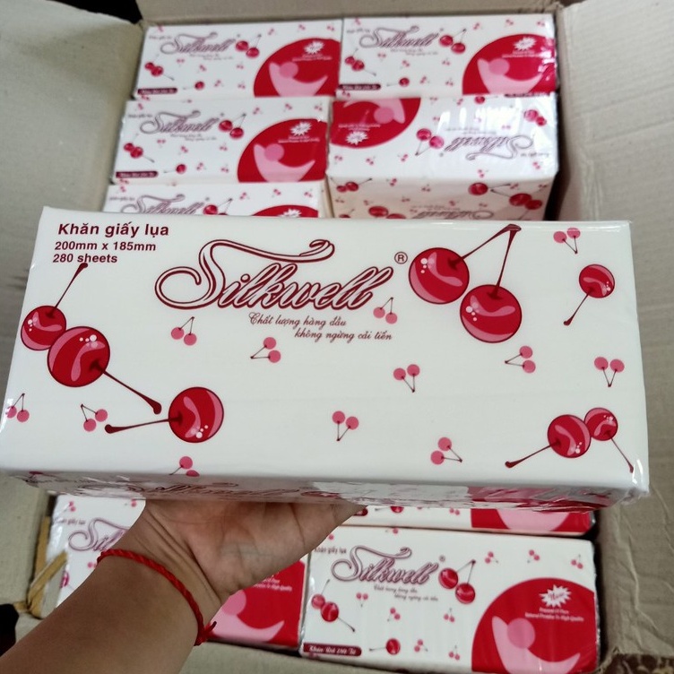 Giấy ăn Silkwell cherry đỏ 280 tờ - cam kết hàng chính hãng 100%