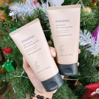 SỬA RỬA MẶT TRO NÚI LỬA INNISFREE JEJU VOLCANIC PORE CLEANSING FOAM