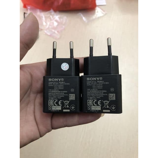 Củ sạc nhanh sony QC 3.0 cho XZ1/XZ2/XZ3/XZP...Hàng chính hãng