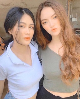 Áo croptop thun gân cổ bẻ