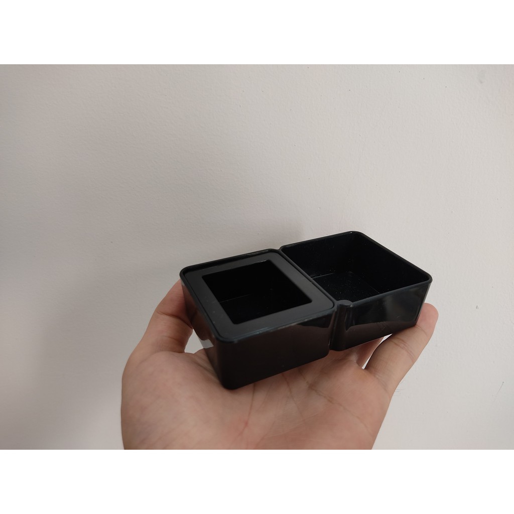 Chén máng ăn 2 ngăn cho bò sát nhện rết bò cạp ếch