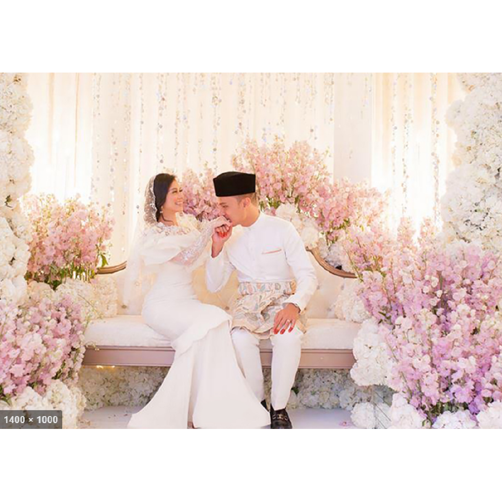 Bó hoa cẩm tú nhân tạo dùng để trang trí tiệc