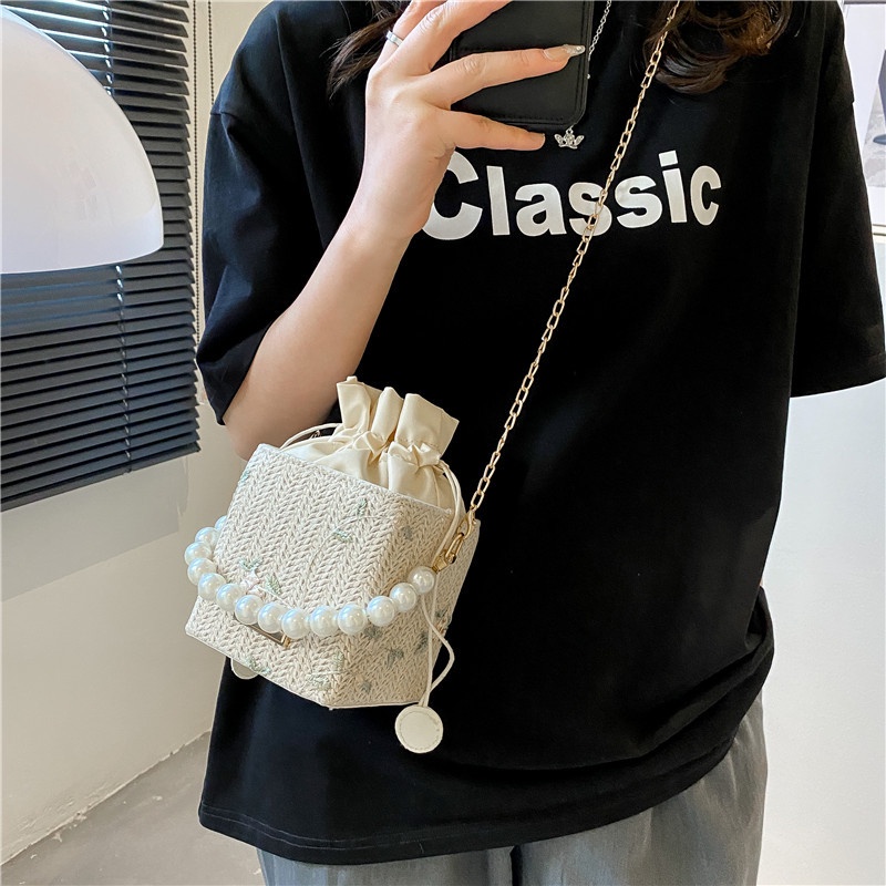 Túi Đeo JASMIN NOIR Vai Đan Cói Đính Ngọc Trai Phối Dây Xích Thời Trang Cho Nữ