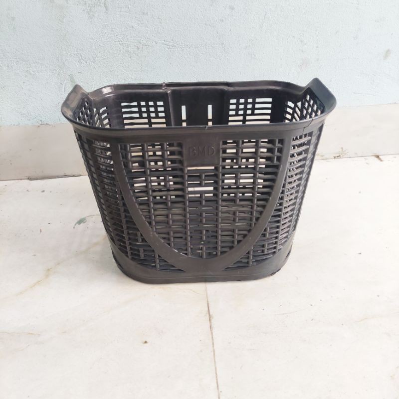 Giỏ nhựa xe đạp