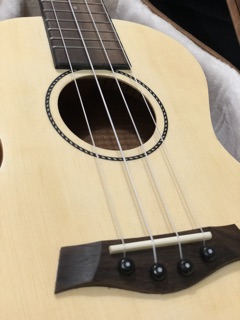 Đàn Ukulele Concert Full Gỗ MT - CB3