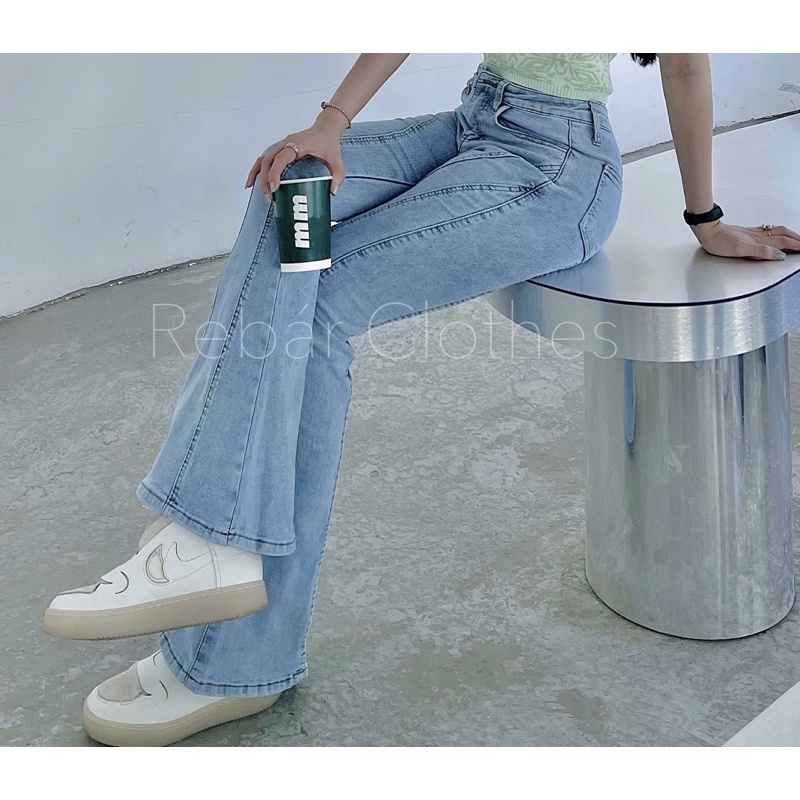 Quần jeans ống loe