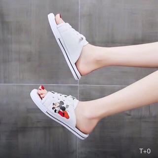 Giày Sục trắng hình micky